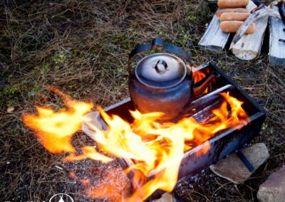 Tentipi_Hekla_Fire_Box_cooking.jpg